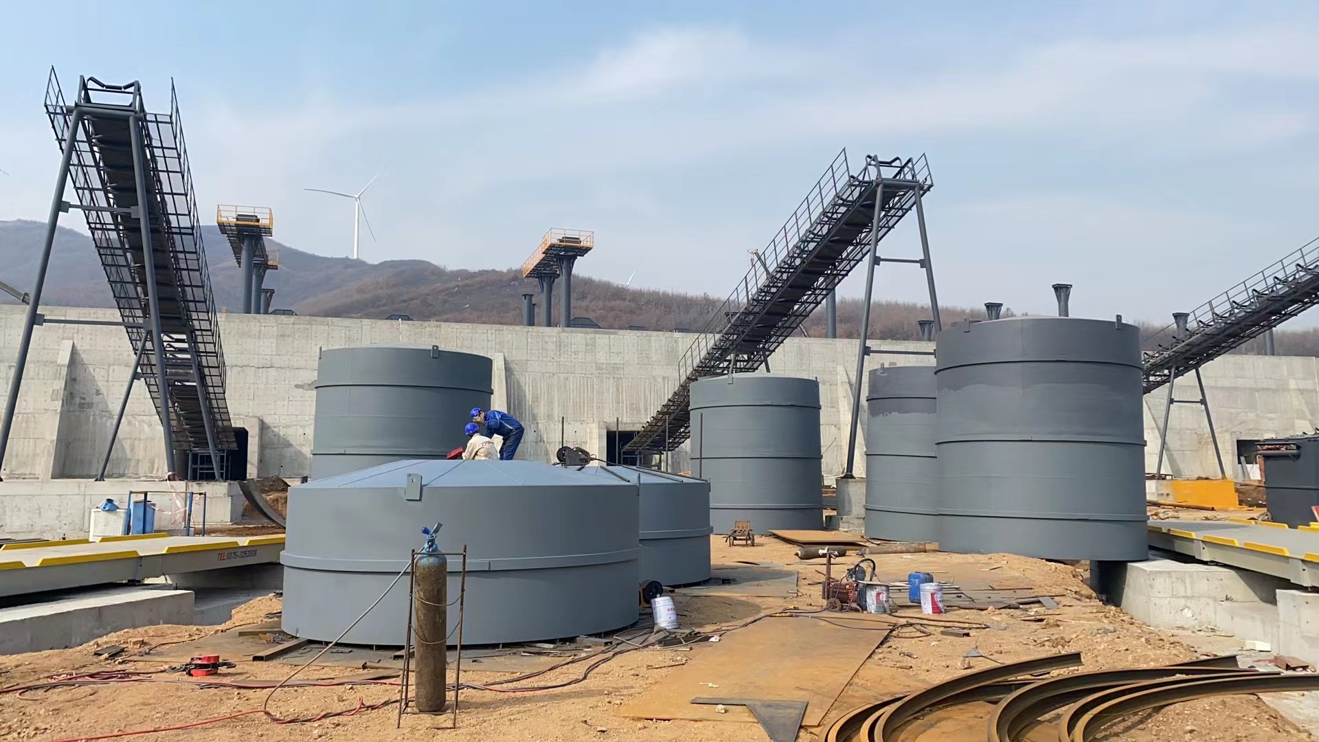 滨州骨料钢板仓河南项目大型骨料仓生产线进度